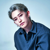 손진욱