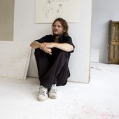 Melle de Boer in his studio