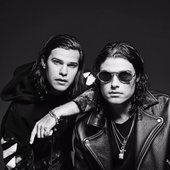 DVBBS-02.jpg