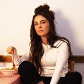 438197261.jpg