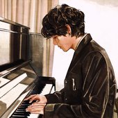pianist v