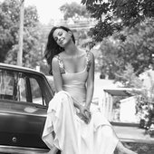 Ashley Judd by Ondrea Barbe