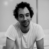  Albert Hammond, Jr.