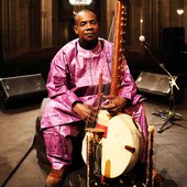 Toumani Diabaté.jpg