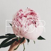 PYØR
