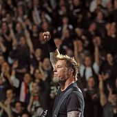 Hetfield - Fist Up