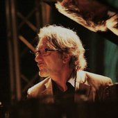 Rocco-De-Rosa_italian_composer_live_pix.jpg