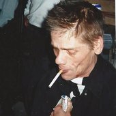 benjamin smokes