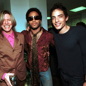 David Bowie, Lenny Kravitz, Jakob Dylan (2000)