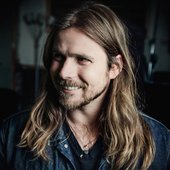 Lukas Nelson.jpg