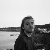Louis LNR - YouTube