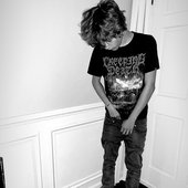 nett b&w
