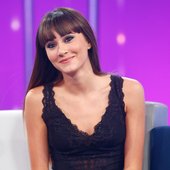 120986_aitana-sonriente-gala-8-ot-2017.jpg