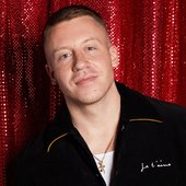 Macklemore-Opens-Up-About-His-Addiction-Following-Relapse-During-the-Pandemic-‘If-It-Werent-for-Recovery-I-Wouldnt-Be-Here.jpg