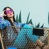 WeyesBlood_Cover_1440x720.jpg