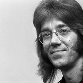 Ray Manzarek ten.jpg