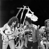 Eddie Van Halen & Michael Jackson - Beat It