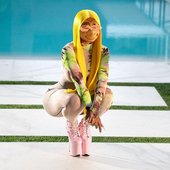 s00ka jako Blac Chyna przy basenie 1 - 800x800.jpg