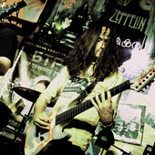 Ethnor's Lead Guitarist Ticks (photo by Sukhar)