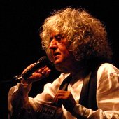 Angelo_Branduardi_Konzert_Dachau_2008.jpeg