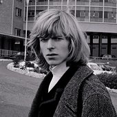 young bowie