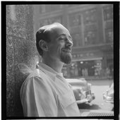 Dave_Lambert,_New_York,_N.Y.,_ca._July_1947_(William_P._Gottlieb_05551).jpg