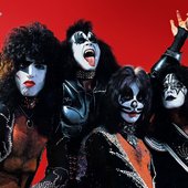 Kiss_HQ.jpg