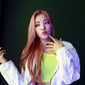 Na Go Eun