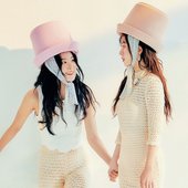 Red Velvet - Irene & Seulgi (NYLON)