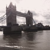 PARALOUD:London Tower Bridge