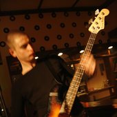 Bassist Nico