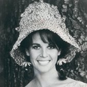 Claudine Longet