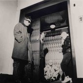3D photo used on the back of the Nearer single sleeve. From left to right: Steve Spurgin, Brian Rawling, Jon Corner and Riff
