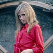 Eva Kostolanyiova (1).jpg