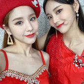 Heejin and Jinsoul