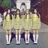 LOONA YYXY