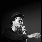 Sugar Minott in concert (full-length photo)