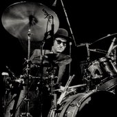 Cliff-Martinez-DRUMS-DERBY-3-RobertCharlesMann.com_.jpg