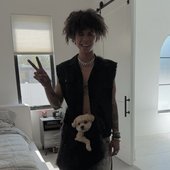 ✌️🐶