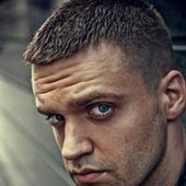 em