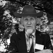 Legendary Fiddler Eck Robertson at Newport Folk Festival.jpg