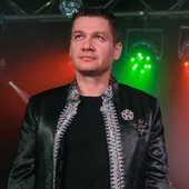 m1000x1000.jpg