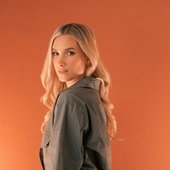 Juliana Tucker.jpg