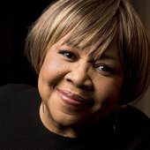 Mavis-Staples-Press-Crop-4.jpg