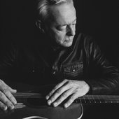 tommy_emmanuel.jpg