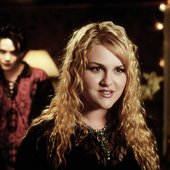 Sara Rue in Gypsy 83