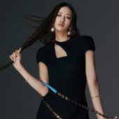 [ W MAG ]