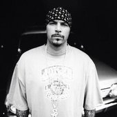 DJ MUGGS.jpg