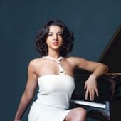 Khatia-Buniatishvili-Khatia-B.jpg