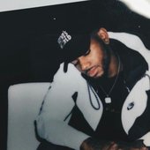 Bryson Tiller <33